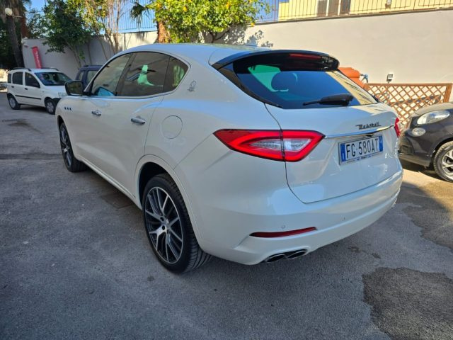 MASERATI Levante usata, con Chiusura centralizzata