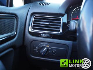 VOLKSWAGEN Touareg usata 32