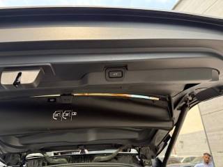 LAND ROVER Discovery usata, con Interni in pelle