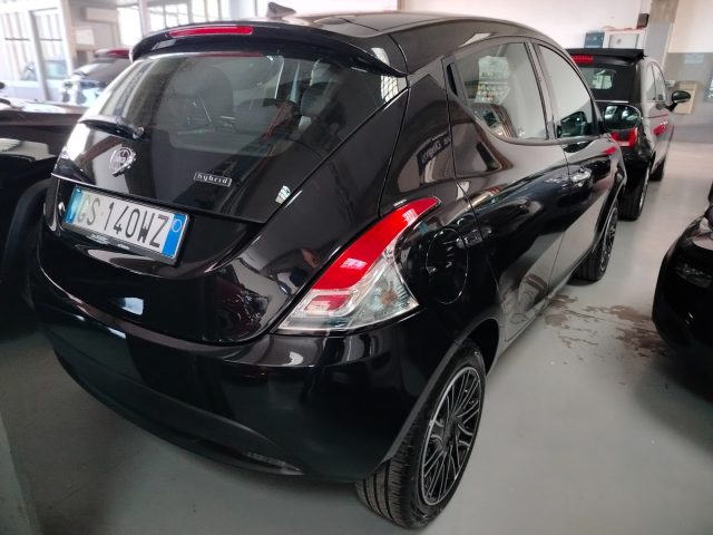 LANCIA Ypsilon usata, con ESP