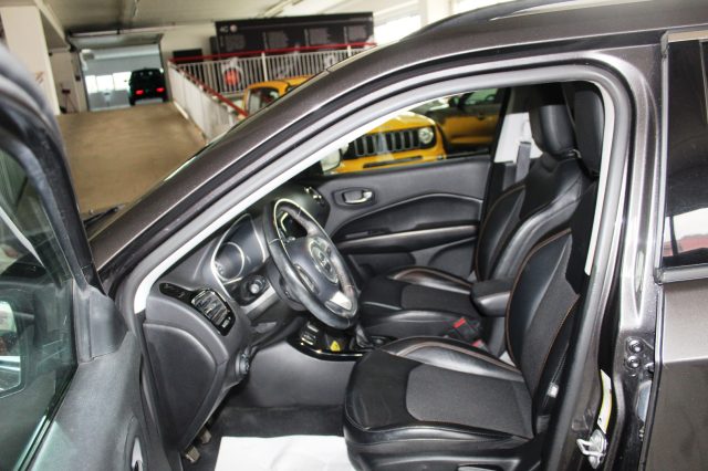 JEEP Compass usata, con Autoradio