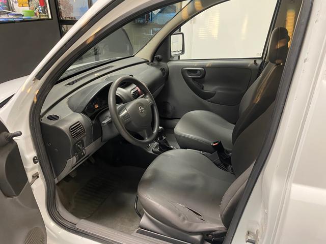 OPEL Combo usata, con Servosterzo