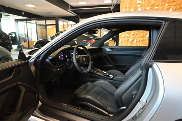 PORSCHE 992 usata 24