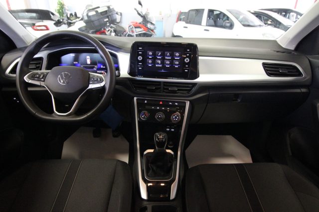 VOLKSWAGEN T-Roc usata, con Controllo automatico clima