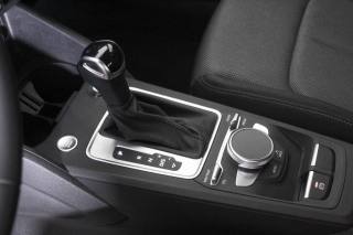 AUDI Q2 usata, con Autoradio