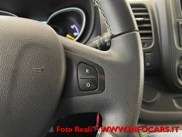 OPEL Vivaro usata, con Bracciolo