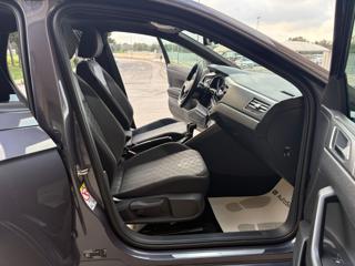 VOLKSWAGEN Taigo usata, con Controllo automatico clima