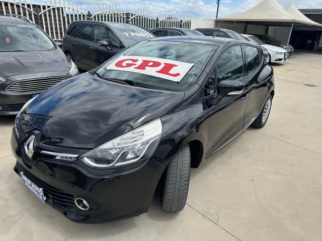 RENAULT Clio usata, con Airbag testa