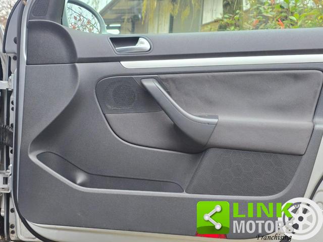 VOLKSWAGEN Golf usata, con Specchietti laterali elettrici