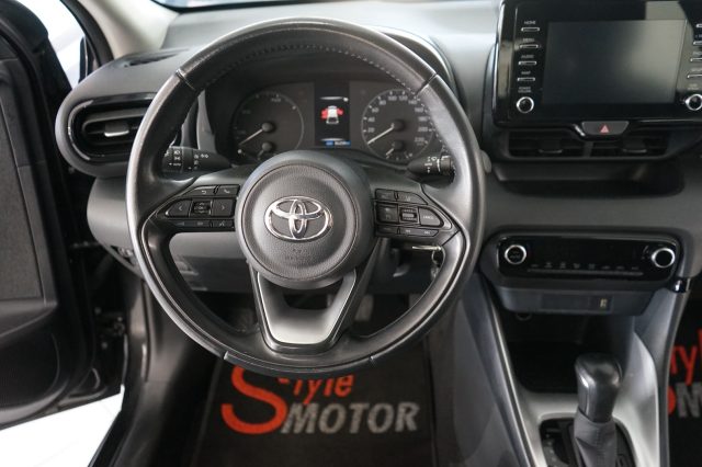 TOYOTA Yaris usata 29
