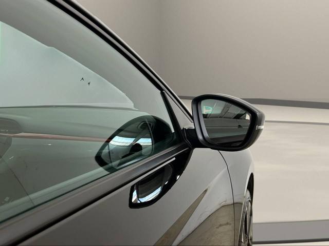 OPEL Corsa usata, con Sensori di parcheggio anteriori