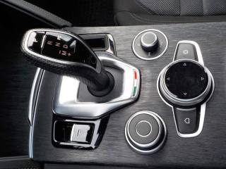 ALFA ROMEO Stelvio usata, con Sensori di parcheggio posteriori