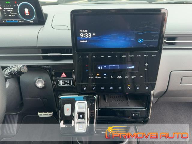 HYUNDAI Staria usata, con ESP