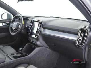 VOLVO XC40 usata 11