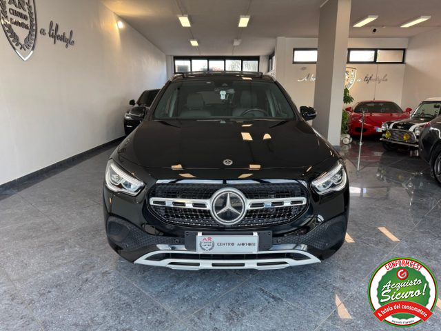 MERCEDES-BENZ GLA 180 usata, con Airbag laterali