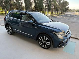 VOLKSWAGEN Tiguan usata, con Airbag laterali