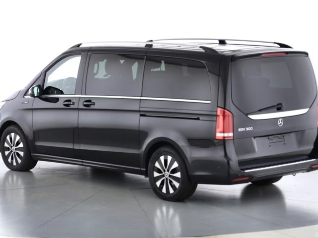 MERCEDES-BENZ EQV usata, con Alzacristalli elettrici