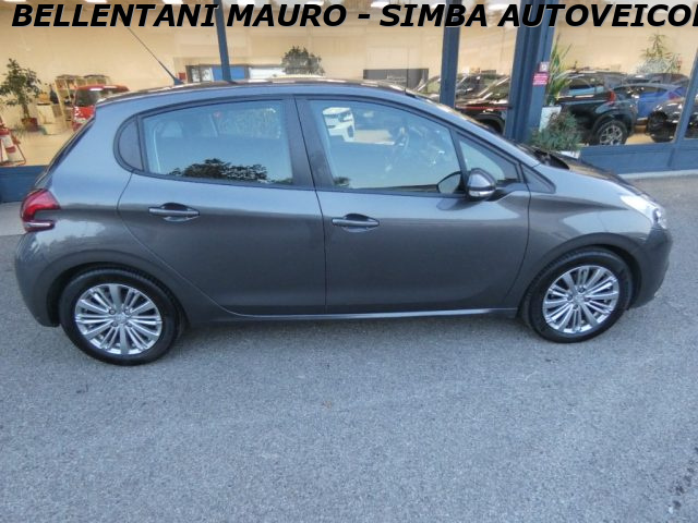 PEUGEOT 208 usata, con Controllo trazione