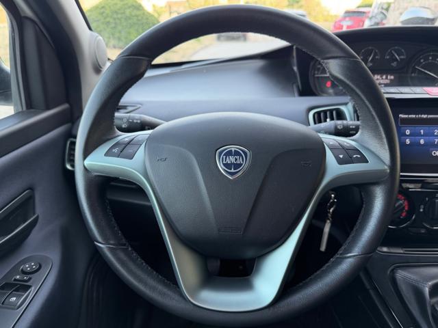 LANCIA Ypsilon usata, con Fendinebbia