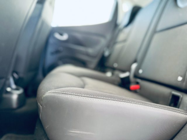 RENAULT Clio usata, con Climatizzatore