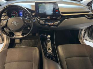 TOYOTA C-HR usata, con Fari Xenon