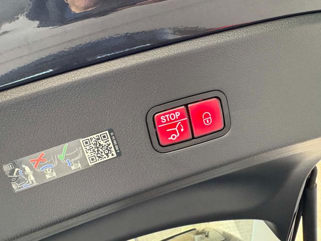 MERCEDES-BENZ GLC 300 usata, con Airbag testa