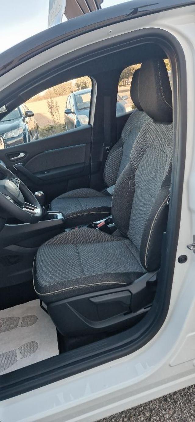 RENAULT Captur usata, con Bluetooth