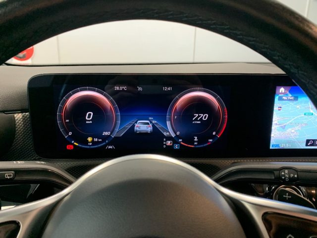 MERCEDES-BENZ A 180 usata, con Specchietti laterali elettrici