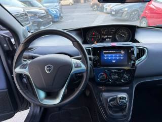 LANCIA Ypsilon usata, con Airbag testa