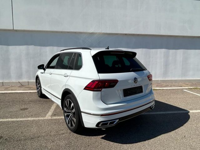 VOLKSWAGEN Tiguan usata, con Airbag laterali