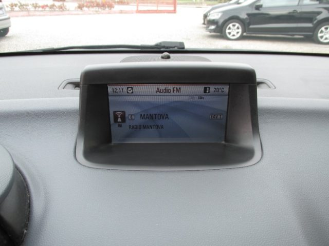 OPEL Meriva usata, con USB