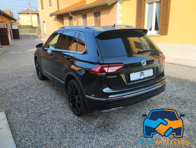 VOLKSWAGEN Tiguan usata, con Autoradio