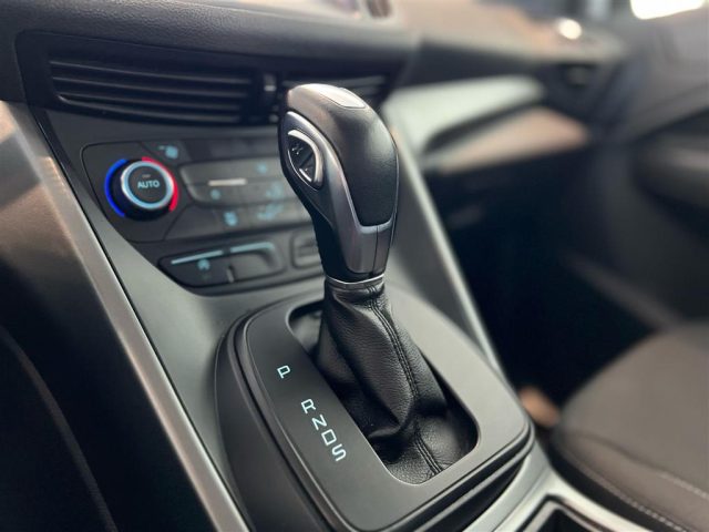 FORD Kuga usata, con Volante multifunzione