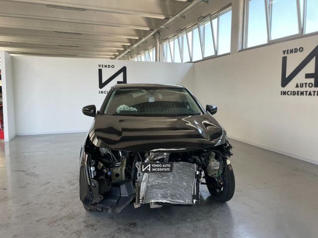 PEUGEOT 3008 usata, con Airbag