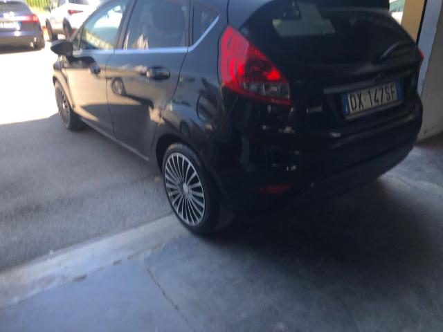 FORD Fiesta usata, con Chiusura centralizzata