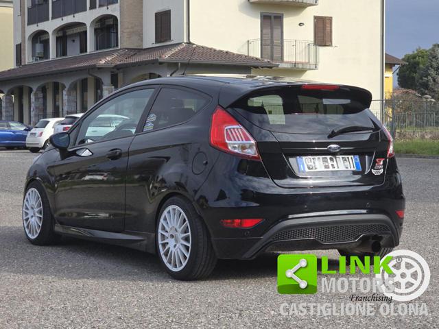FORD Fiesta usata, con ABS