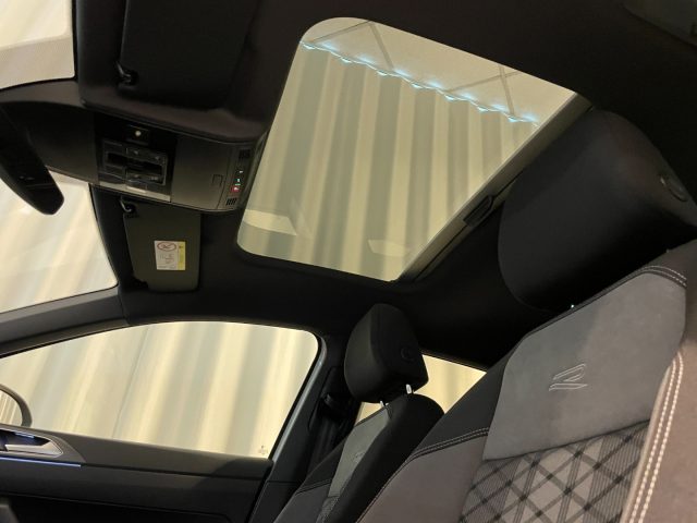 VOLKSWAGEN Taigo usata, con Sedili riscaldati