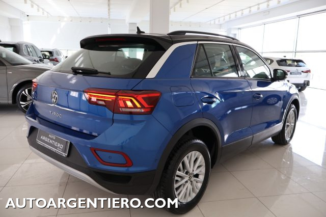 VOLKSWAGEN T-Roc usata, con Specchietti laterali elettrici