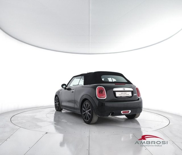 MINI Cabrio usata 3