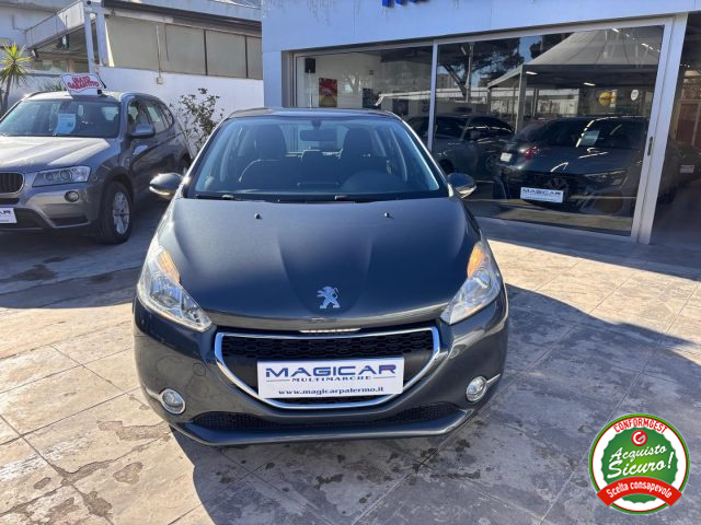 PEUGEOT 208 usata, con Airbag