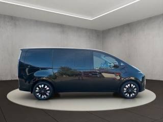 HYUNDAI Staria usata, con Autoradio