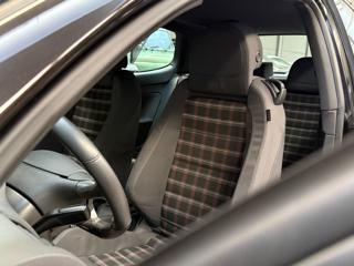 VOLKSWAGEN Golf GTI usata, con Controllo trazione