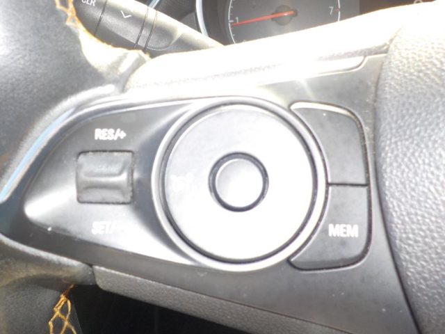 OPEL Crossland X usata, con Start/Stop Automatico