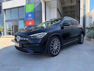 MERCEDES-BENZ GLA 180 d Automatic Premium