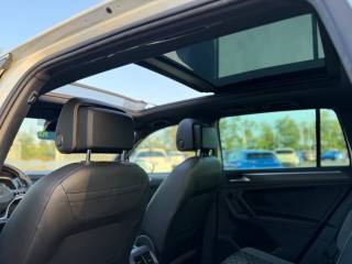 VOLKSWAGEN Tiguan usata, con Specchietti laterali elettrici