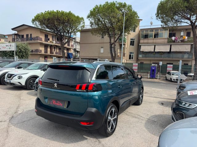 PEUGEOT 5008 usata, con Alzacristalli elettrici