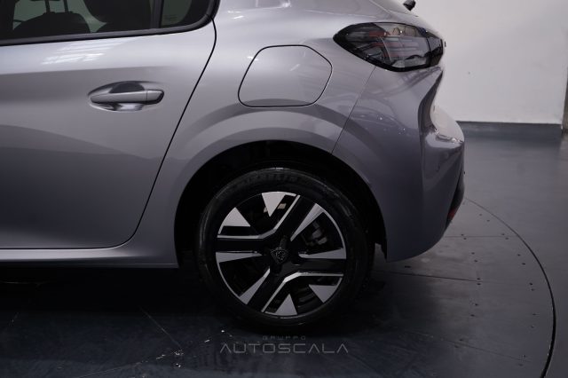 PEUGEOT 208 usata, con Sensore di luce