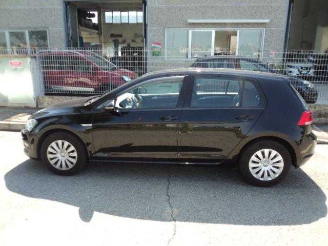 VOLKSWAGEN Golf usata, con Touch screen