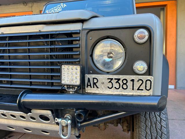 LAND ROVER Defender usata 7
