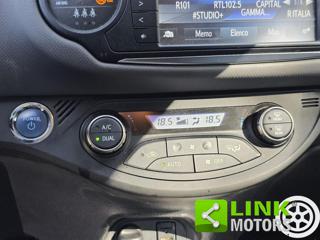 TOYOTA Yaris usata, con Specchietti laterali elettrici